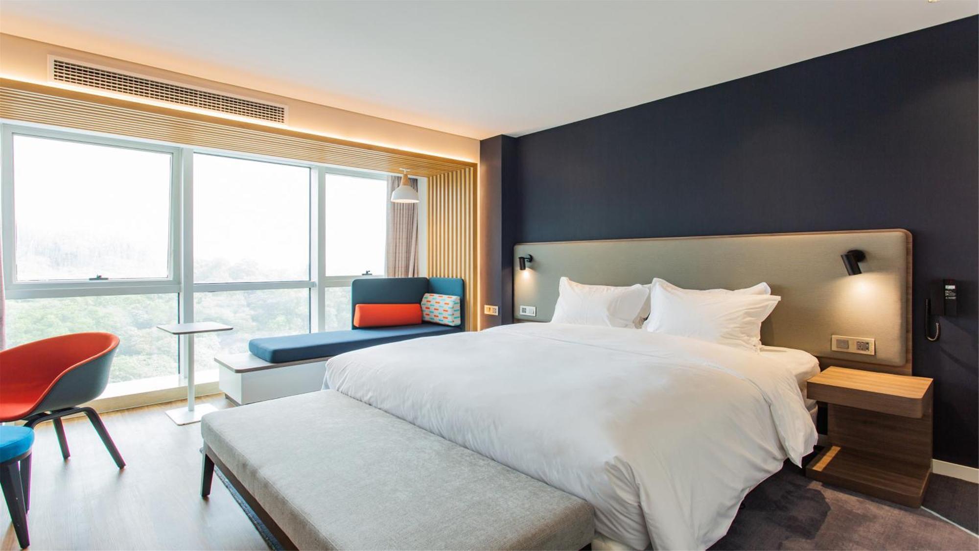 Holiday Inn Express Jiangmen Jianghai By Ihg Eksteriør bilde